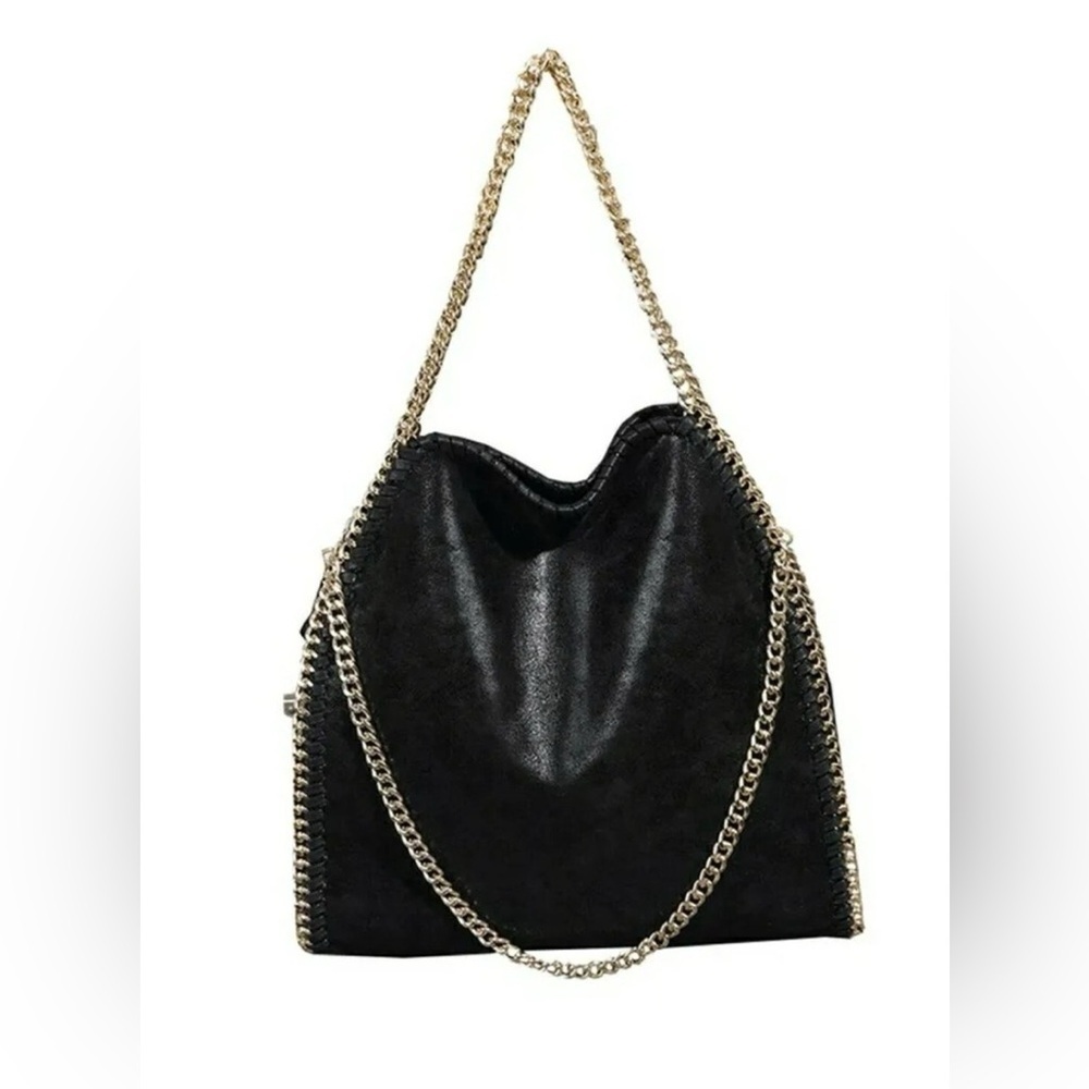 Boutique gold chain shoulder bag